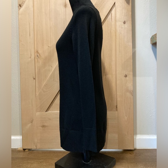 Thalia Sodi Black Sweater with Gold Tone Chain Accent Madrid Small - Picture 7 of 16